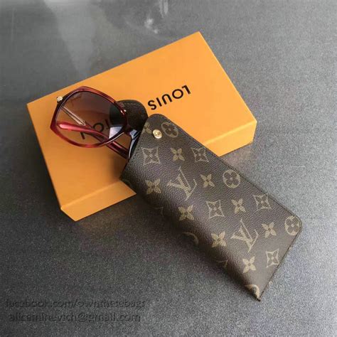 louis vuitton soft sunglass pouch|Sunglasses Pouch GM Monogram Eclipse Canvas .